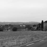 L'entrée du village de Lagnes. Vaucluse